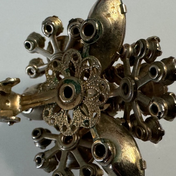 Vintage Gemstone Clip Earrings - Picture 5 of 6